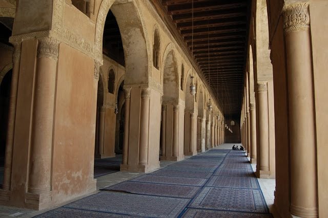 mosque_corridor