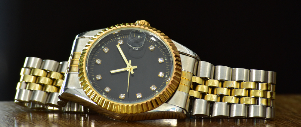 Sell gold discount watch near me