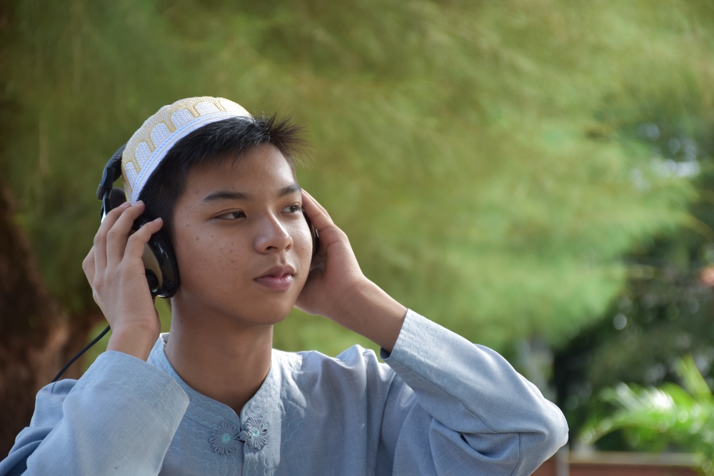 Does the Nasheed “Tajdar-e-Haram” Contain Shirk, and Must a Listener Repent?